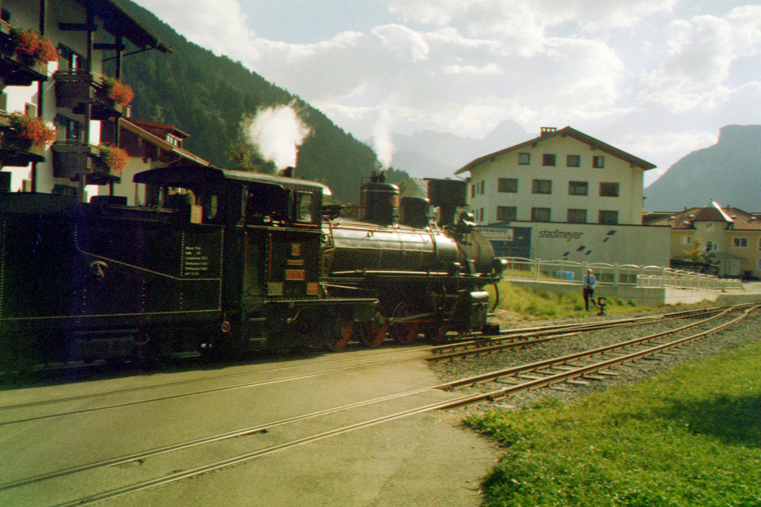 001_36a.jpg