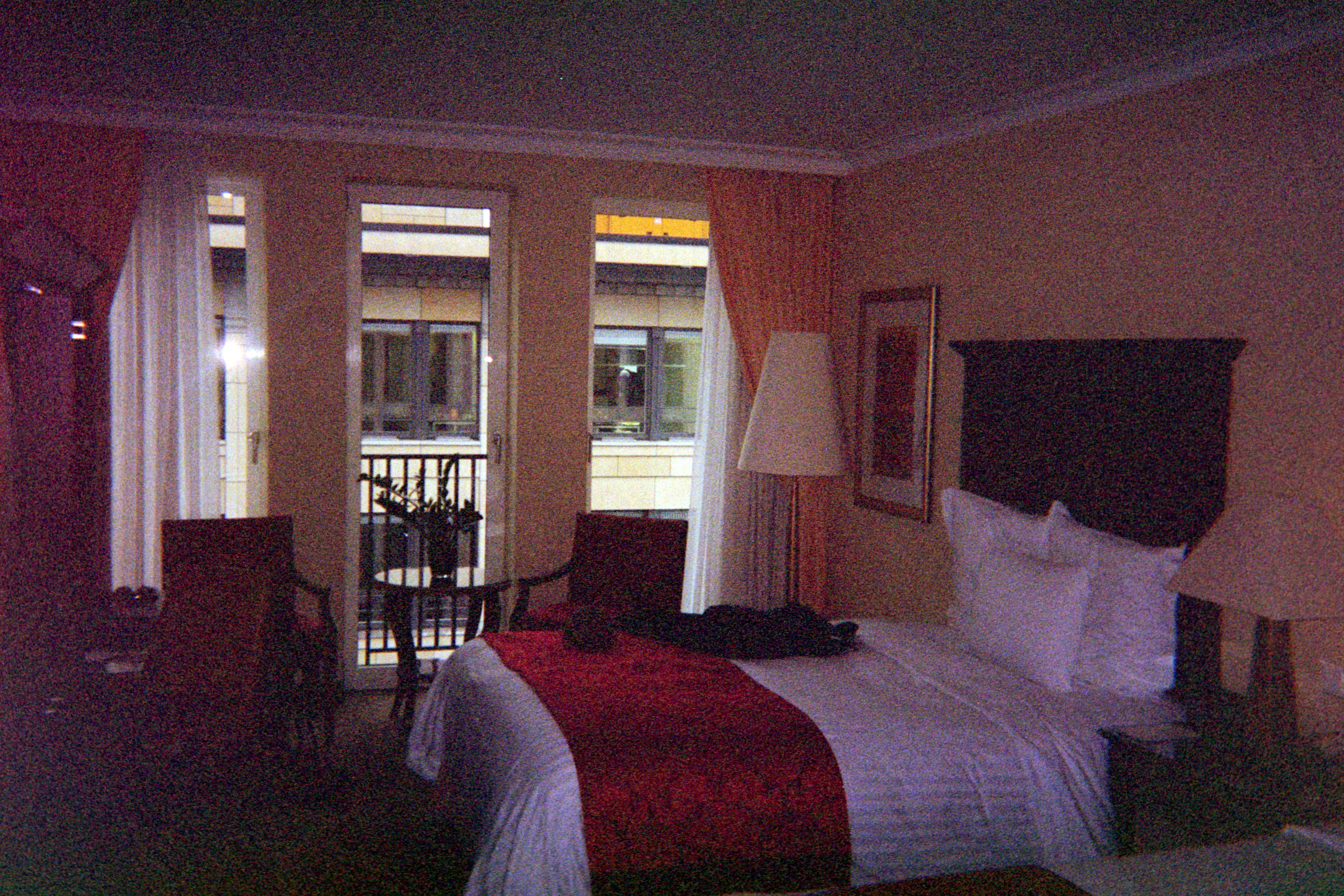 007_18a.jpg