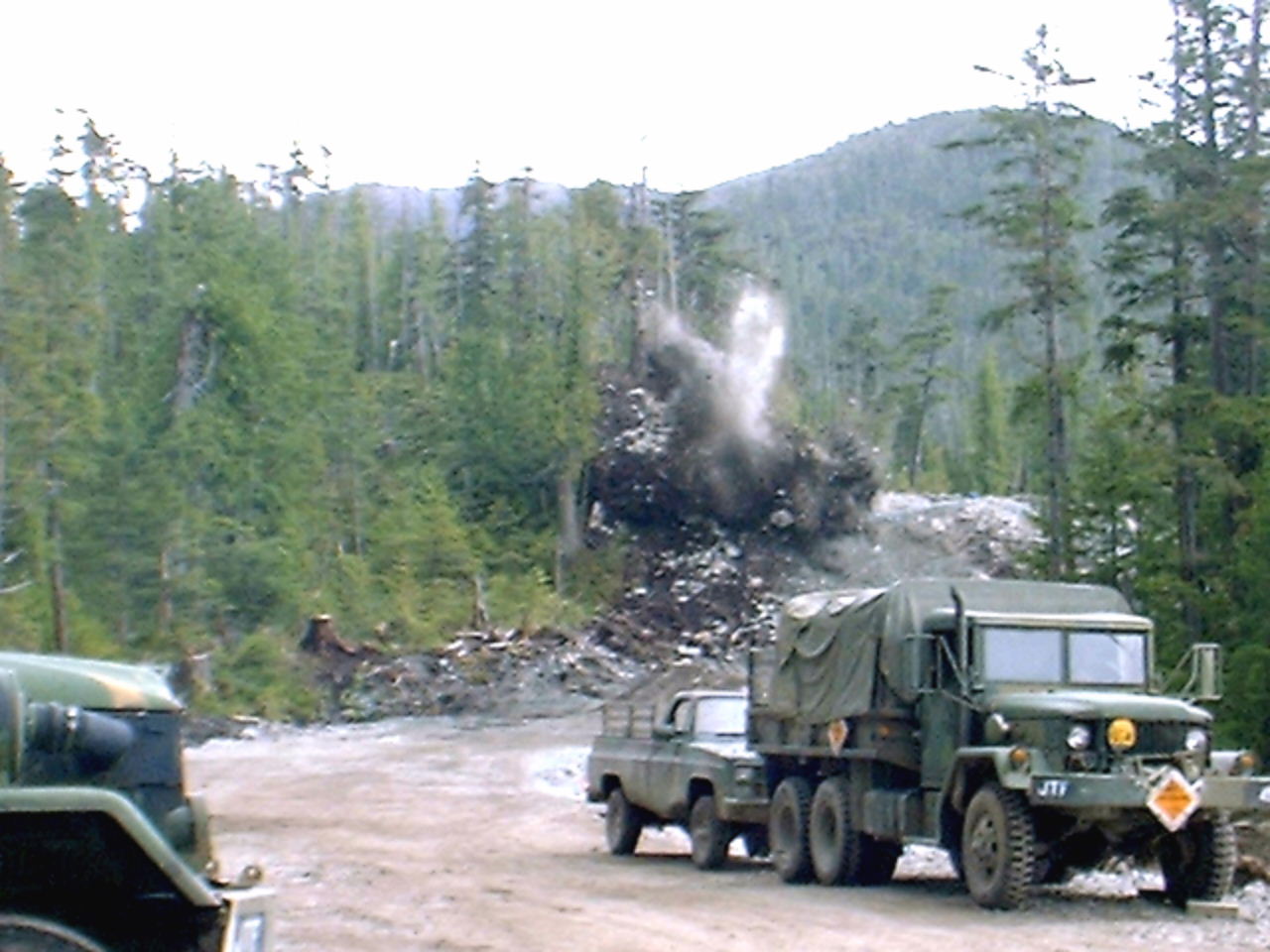 071001 Blast at 4+600.JPG