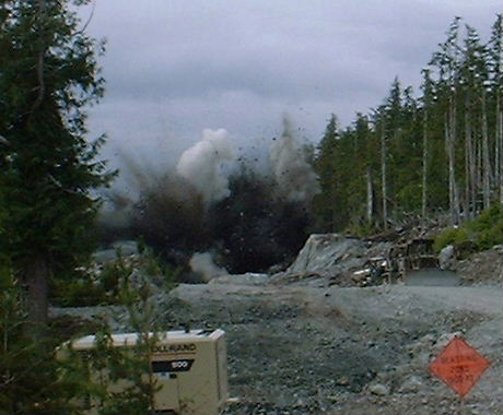 071001 Blast at 5+900.JPG