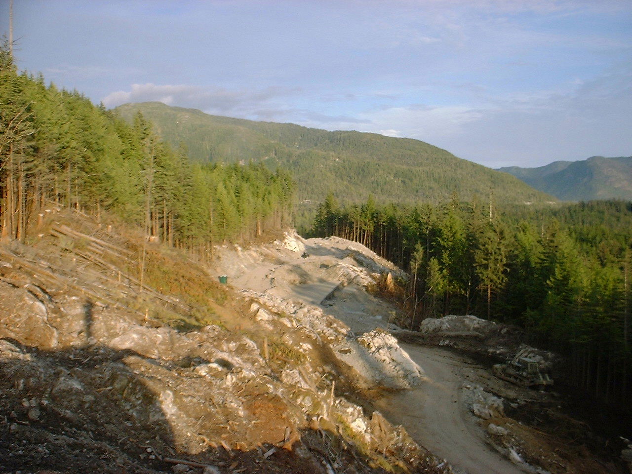 072401 drilling 10+700 Looking South.JPG