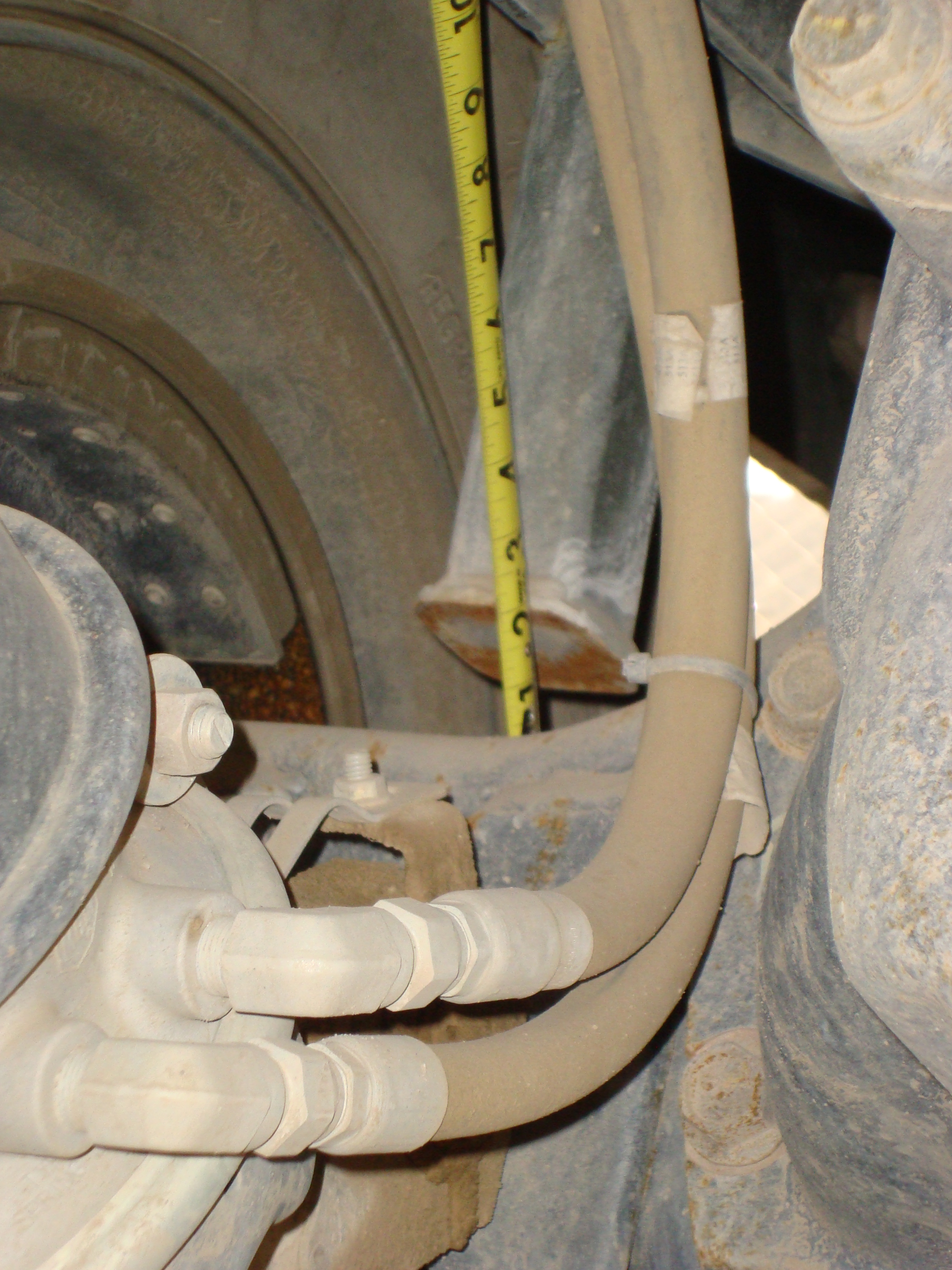 660 rear axel passenger.JPG