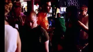 Chumbawamba - Tubthumping.mp4