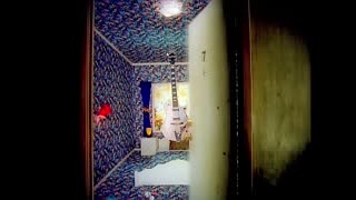 Meredith Brooks - Bitch (Official Music Video).mp4