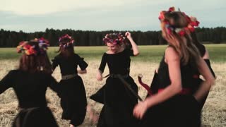 Tautumeitas - Raganu Nakts (Official Music Video).mp4
