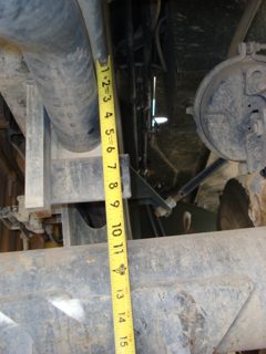 659 Front Axel to frame driver.JPG