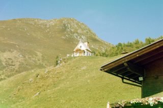029_08a.jpg